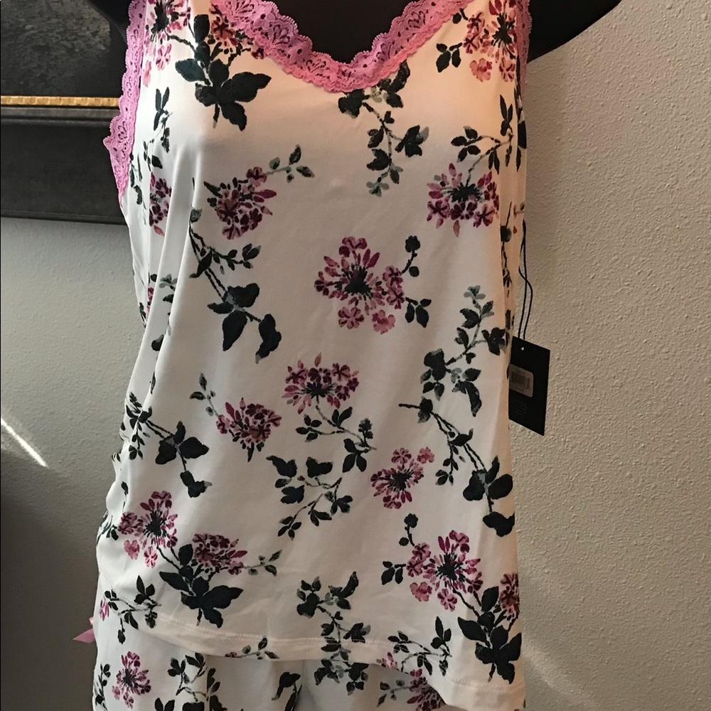 Nanette Lepore Floral Camisole & Shorts 2-Piece Pajama Set Size Large